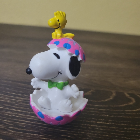 Peanuts Toys 5 Snoopy Easter Egg Woodstock Toy Decor Peanuts Poshmark